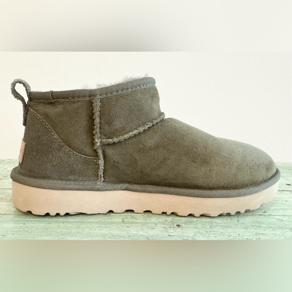 Ugg Ultra Mini - Picture 4 of 12